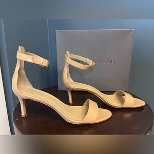 Ann Taylor Taupe Sandal